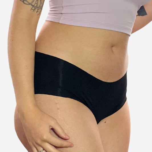 Seamless women's underwear in black. Made with plant-powered fabrics which offered the ultra comfy and stretchy texture.